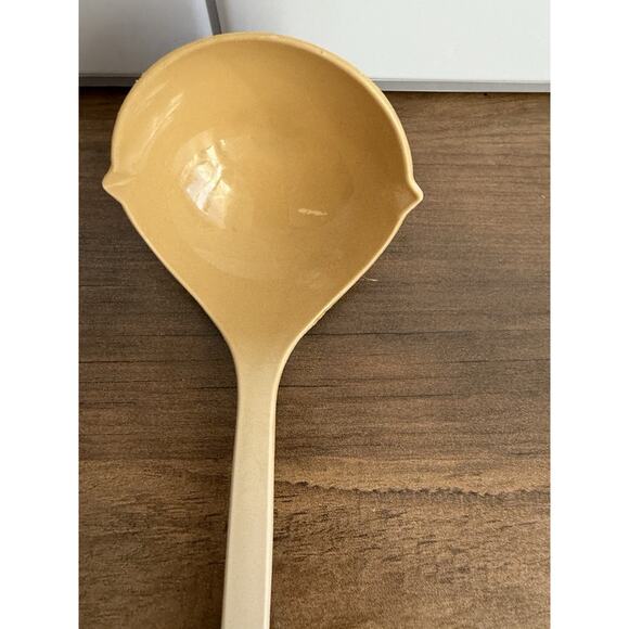 VTG Ecko Ladle Kitchen Utensil Double Pour Spout Beige USA Made - Picture 2 of 7